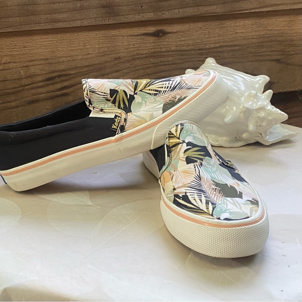 Keds Jump Kick Palm Tree Canvas Slip-Ons. Size 10 - image 1